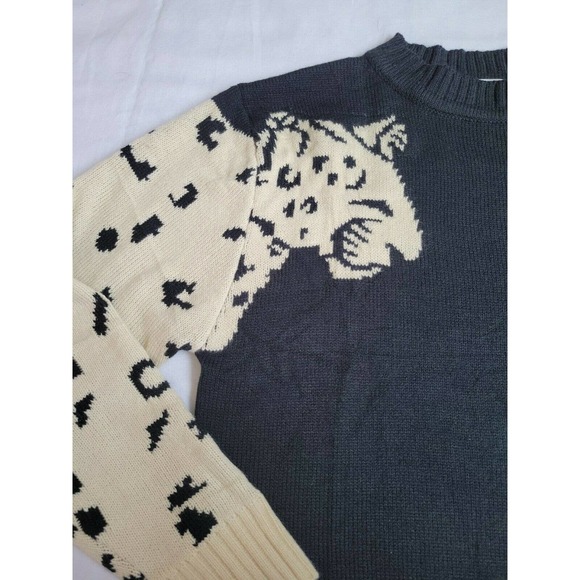 Cheetah Print Women’s Sweater Size X Large Angashion Knitted Black New With Tags - Picture 6 of 7